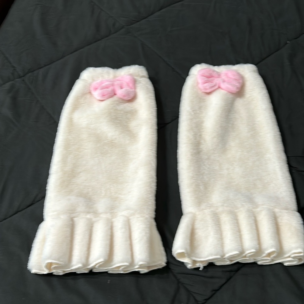 Fuzzy leg warmers